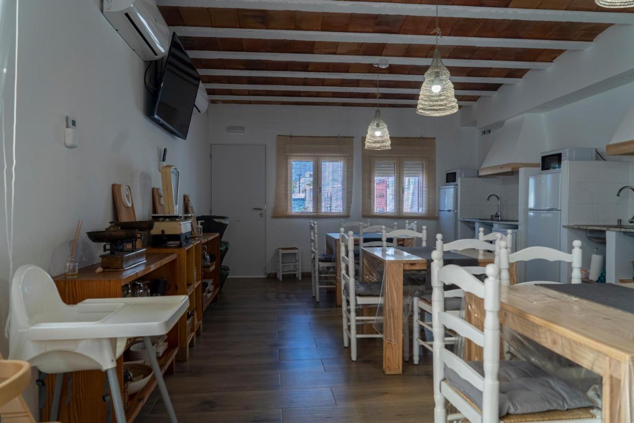 Cal Xot Pensionat El Poble Nou del Delta Exteriör bild